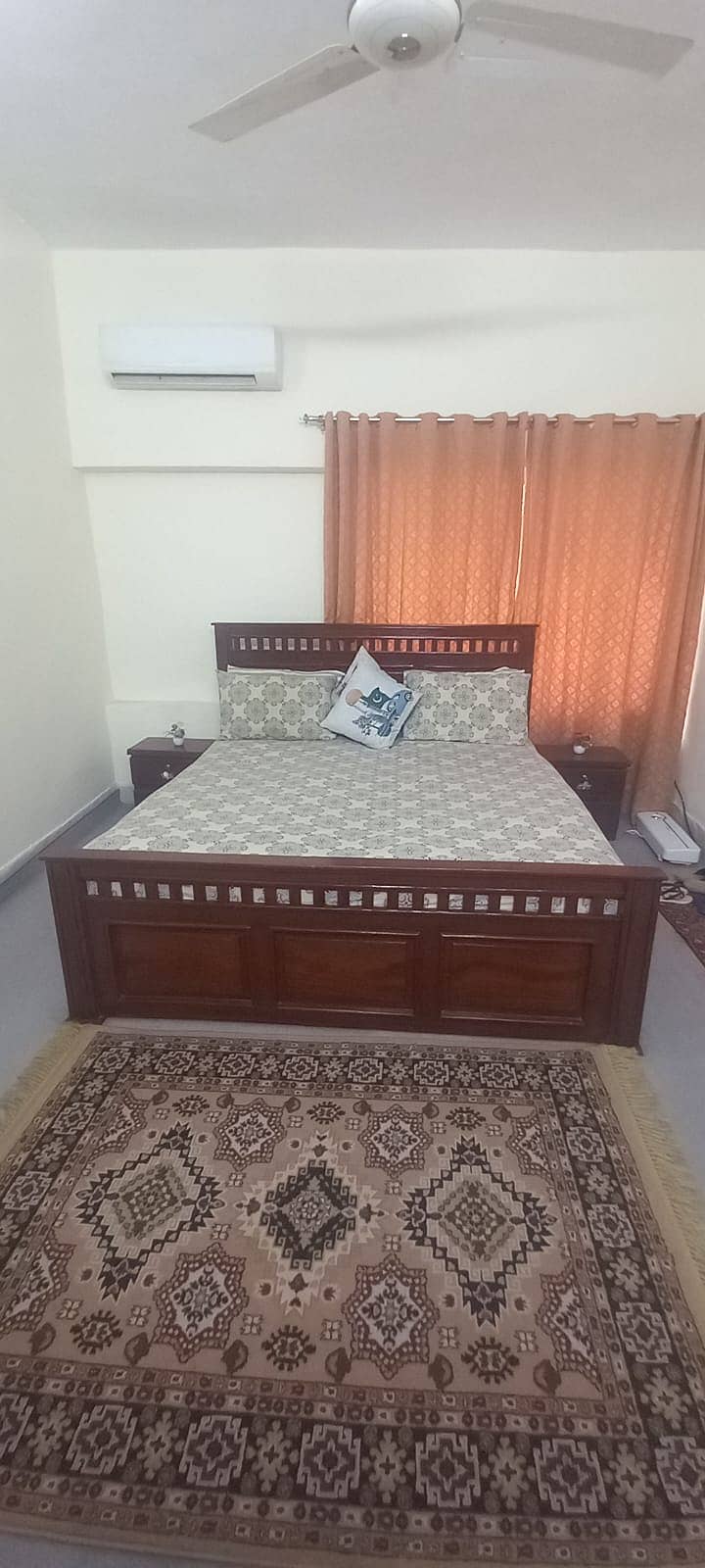 Double Bed with Dressing Table 0