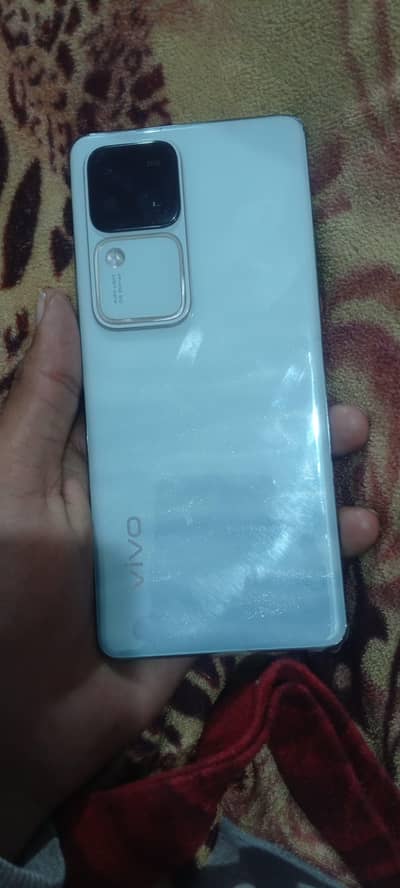 Vivo v30