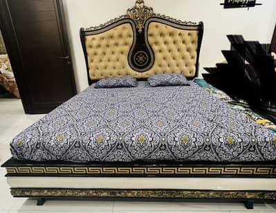King size bed for sale!!!