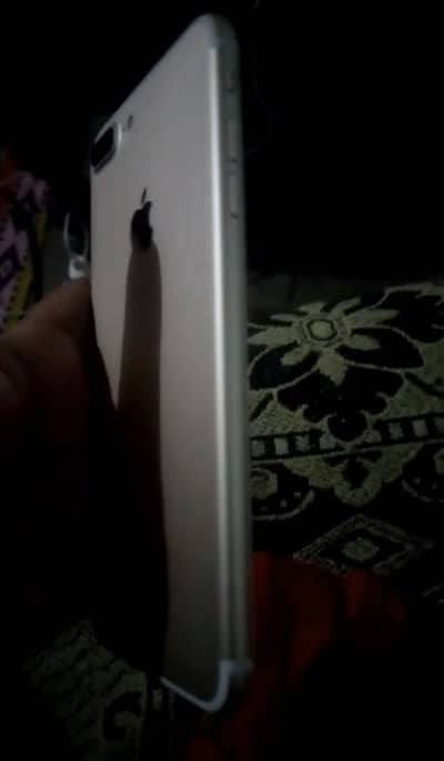 iphone 7 plus  pta Approved