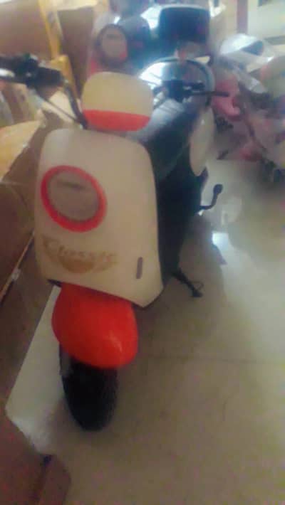 classic scooty
