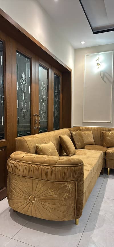 L shaped sofa brand new