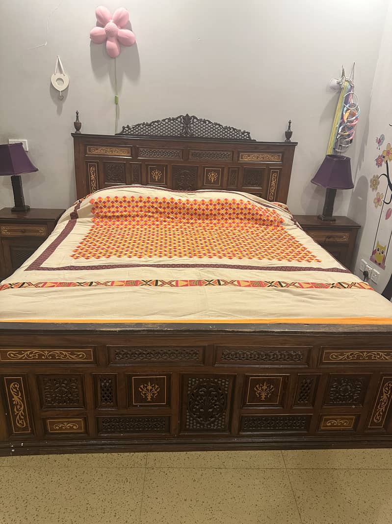 Solid wood double bed set 0
