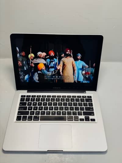 APPLE MACBOOK PRO FOR SALE BEST ALL WORKING