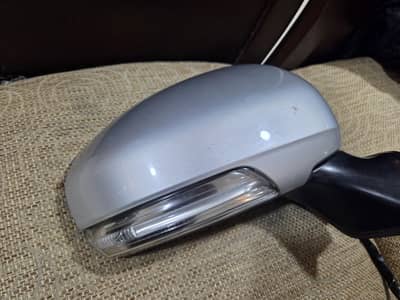 Prius Side Mirror (Right)