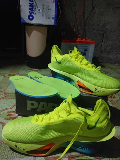 i am sell naiki xzoom shoes