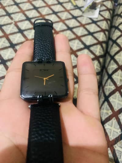 KWC brand beautifully watch black color(2800)