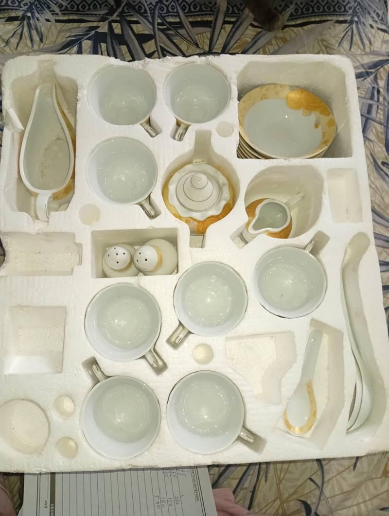 Dinner set 2