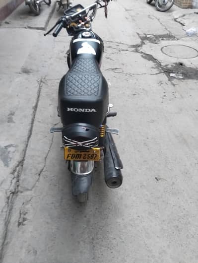 condition 10/9 genuine bike ha bike belkul ok ha