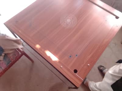 carrom board