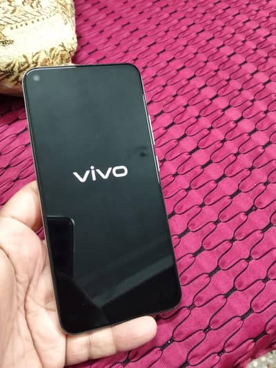Vivo y30