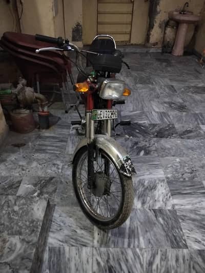 mint condition 2016 model road prince