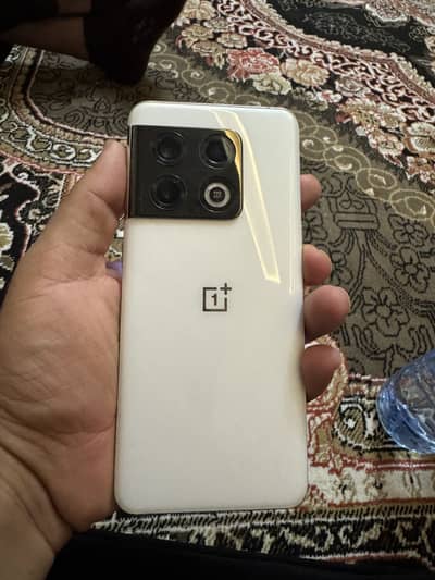 One plus 10 pro 512 gb panda white edition
