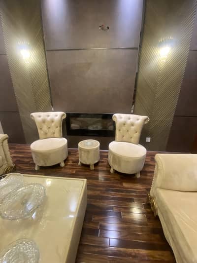 6 seater sofa set with center table and 2 extra seats-Final price