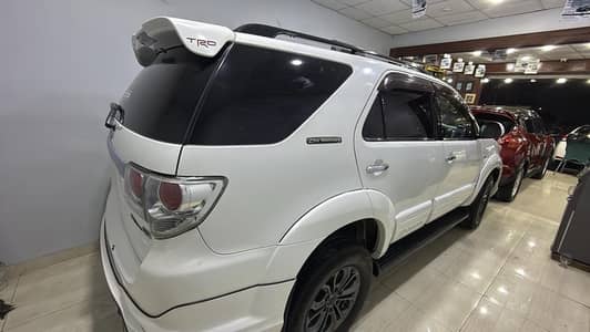 Toyota fortuner 2016 4x4 full original new tyres