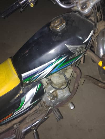 Honda Cg 125 model 2023 karachi number  plate