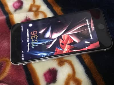 Iphone se2020 128gb PTA approve