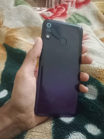 Infinix hot 8 lite 2 32 pta approved hn only glass Break h or nishan