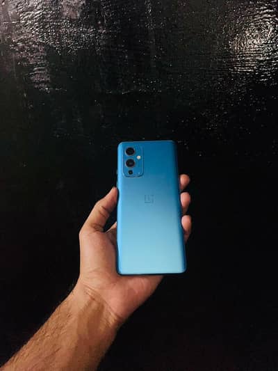 one plus 9 dual sim 12/256gb 10/10 condition