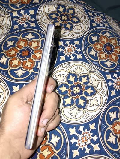 Sumsung a32 with box and charger