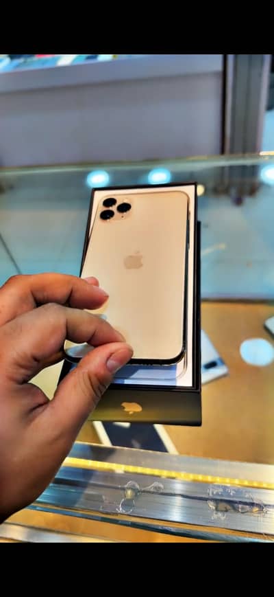 Iphone 11pro max HK dual physical sim 256gb