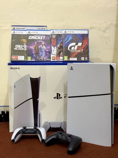 PS5 Slim Disk Edition with games & extra controller