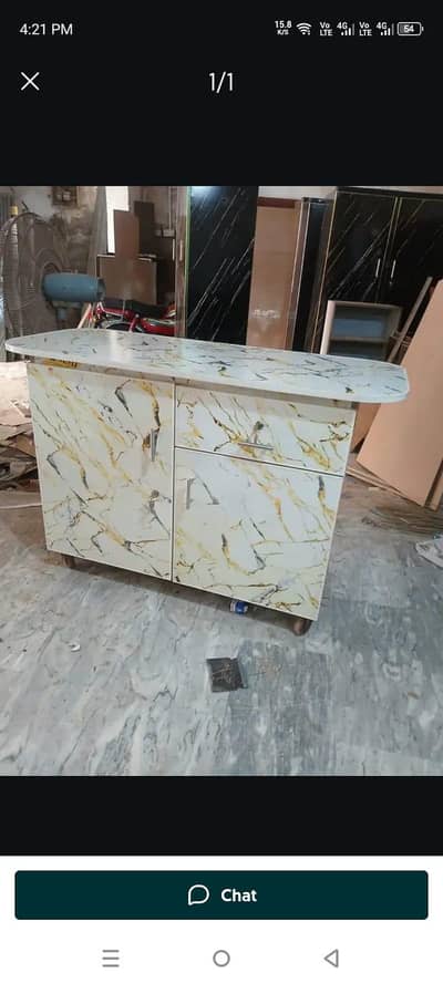 iron stand nice condition