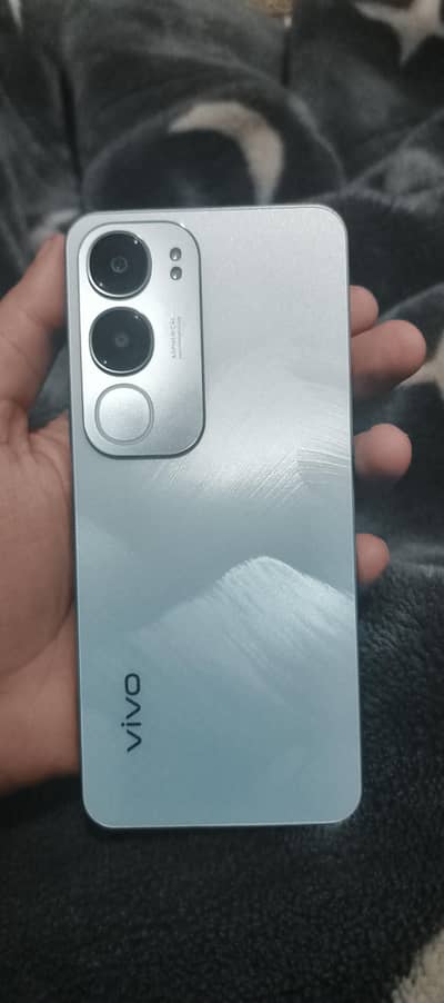vivo y19s