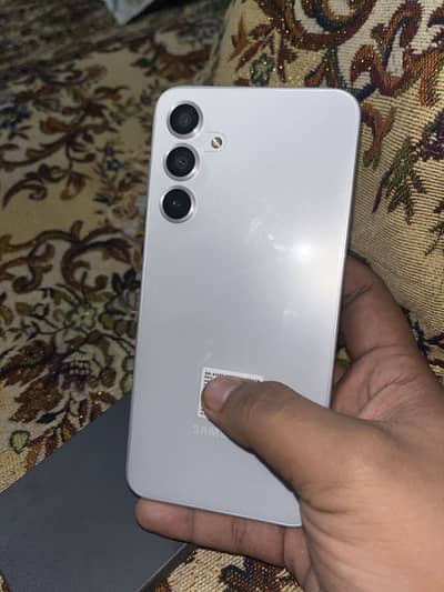 Samsung A16 Barand new 10by10 condition box sath han and cable