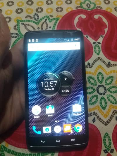 Motorola droid turbo