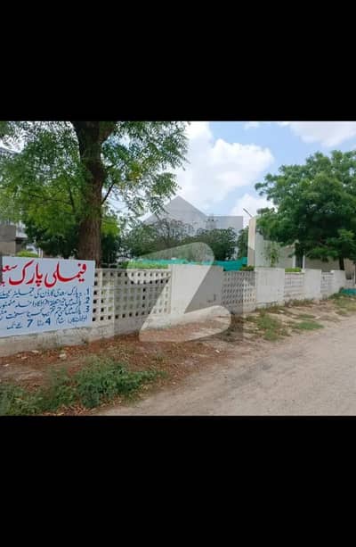 Vip Location West Open 400 Sq Yrds Residential Plot Is Available For Sale In Saadi Garden Block-2 Scheme-33 , Karachi.