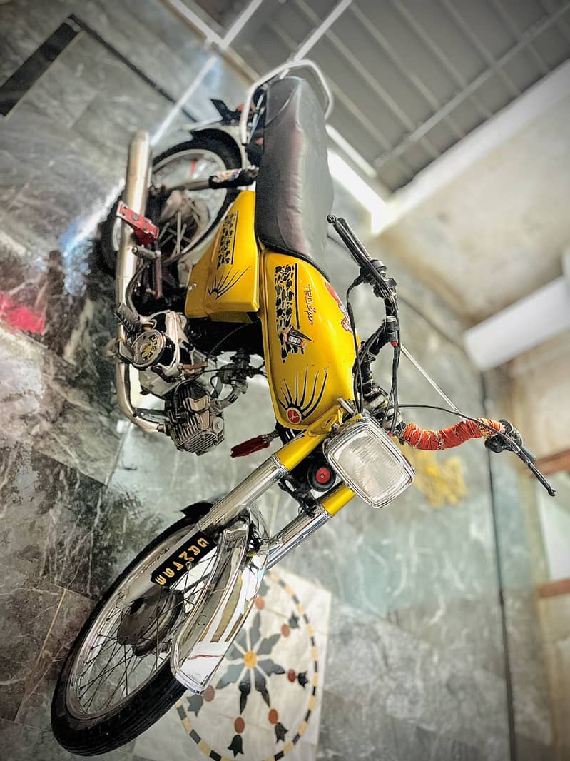 CD HONDA 70 pindi boys - Standard - 1109904819