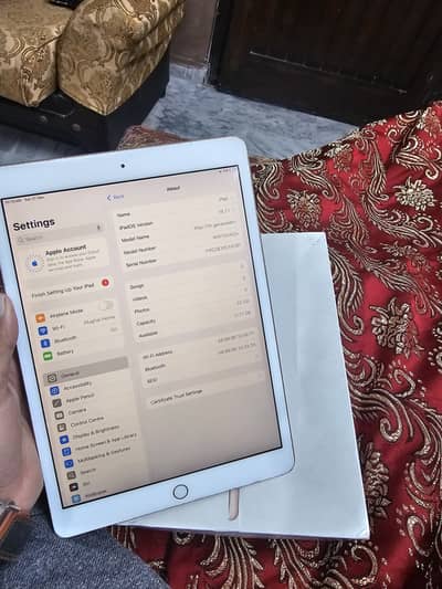 Apple ipad 7 gen with box 32gb exchange possible