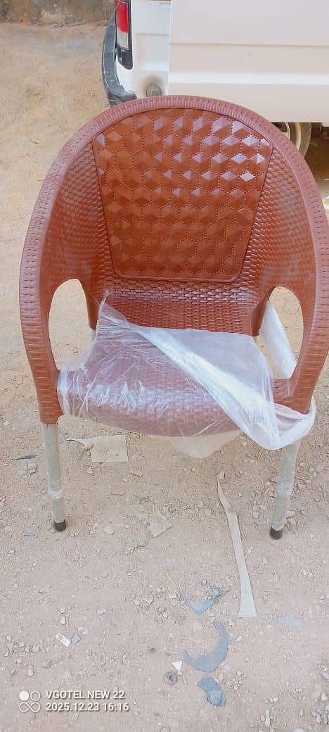 Chairs set with or without table available 2