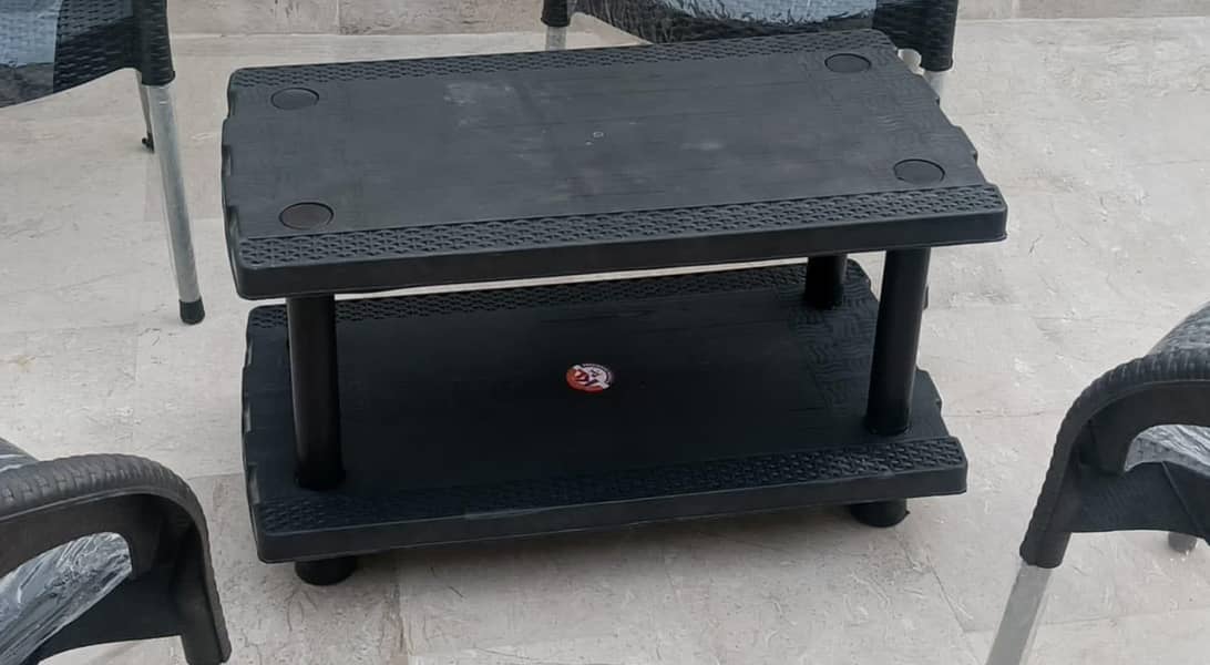 Chairs set with or without table available 4