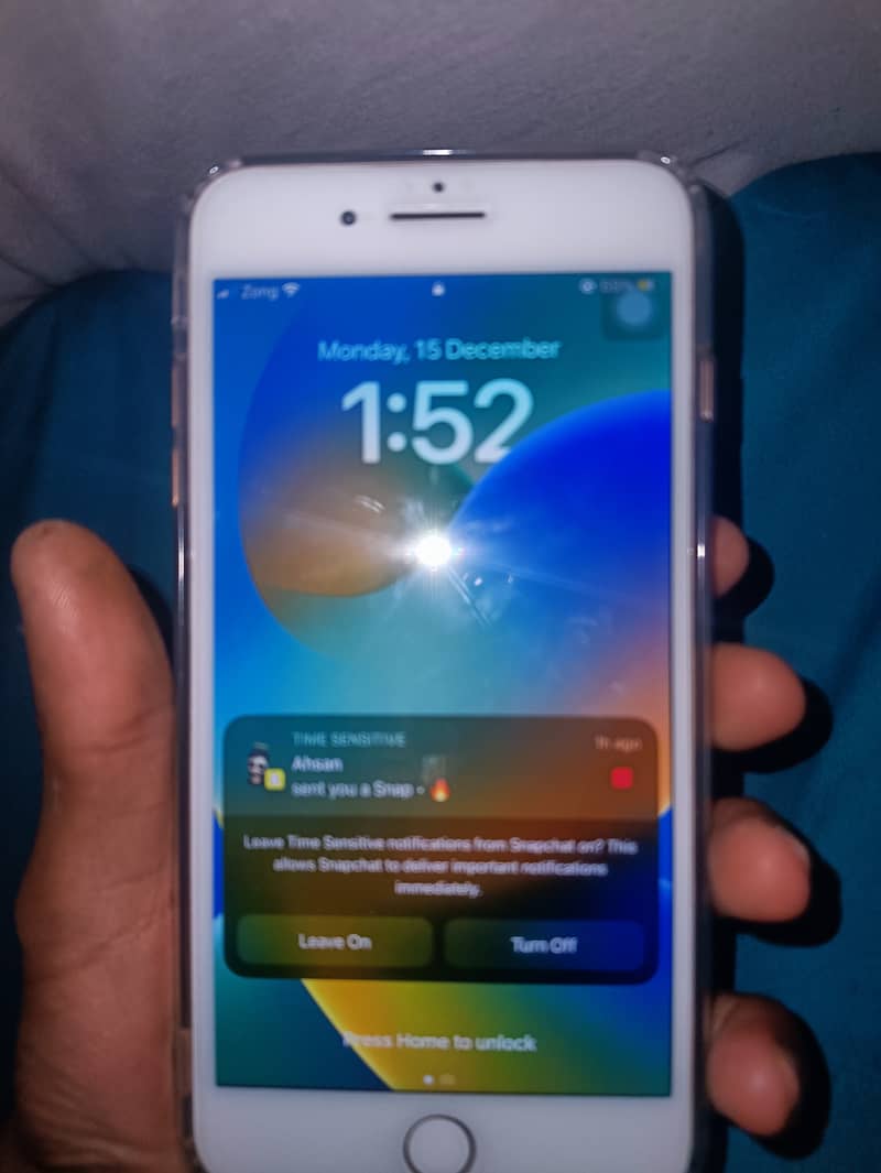 Apple iPhone 8 Plus 2