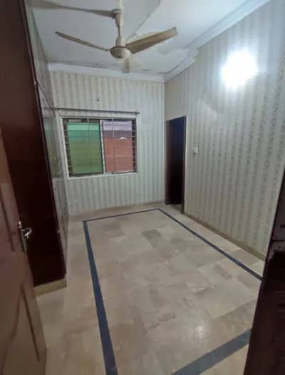 G-11 Size 25*50 Ground Floor Portion For Rent