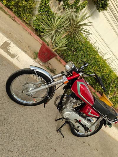 Honda CG 125 cc 1987 model 03079/468548 WhatsApp contact