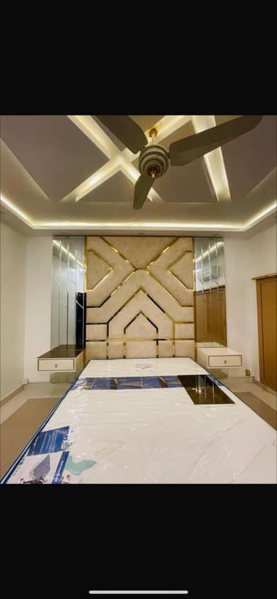 Bed and dressing table for sale