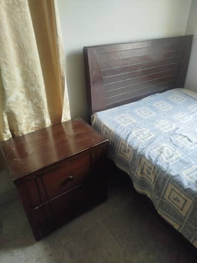 Single Bed With Side Table Available For Sale In Good Condition