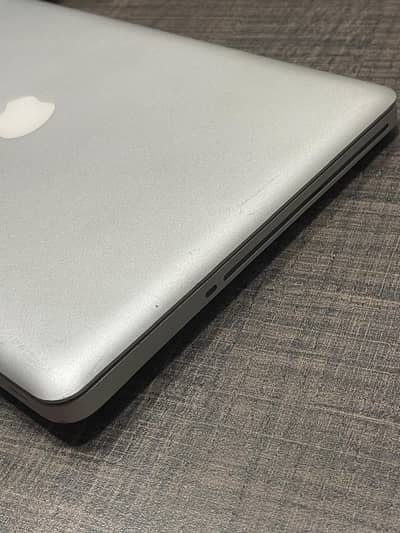 MacBook 2013