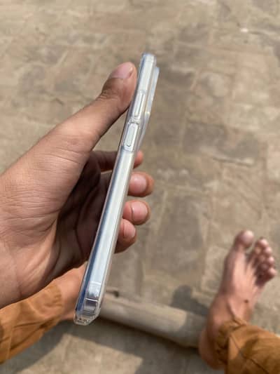 All ok hai just 6 day use hua 10/10 condition