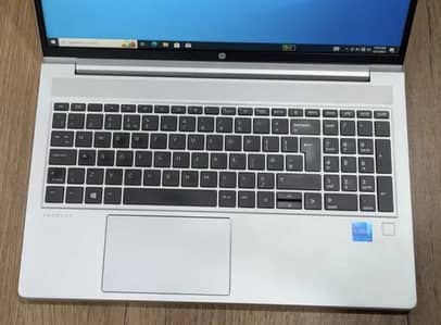 HP ProBook 450 G8 | Core i7 | Windows 11 | Original Charger