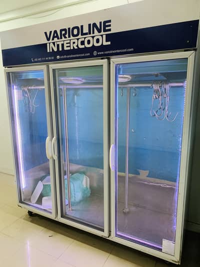 chillers 3 doors and full Meat shop saman hy totally ka rate