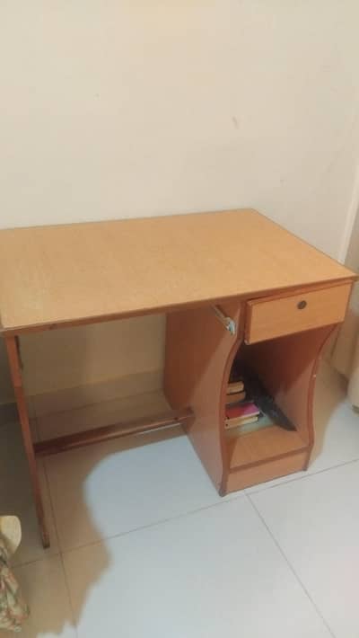 Wooden Study / Computer Table with Drawer – Good condition