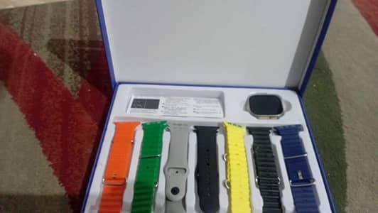 Ultra 800 smartwatch with 7 straps and Box