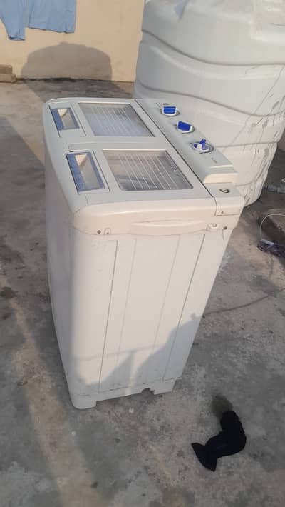Toyo Washing Machine for Sale | Urgent |price. Rs. 7,000/.