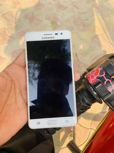 Samsung j3 pro in mint condition.