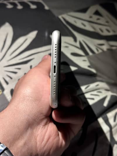 Mobile Phone for Sale – Good Condition