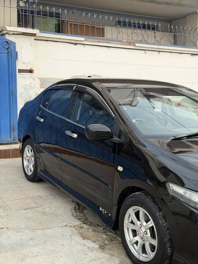 Good n neat clean car